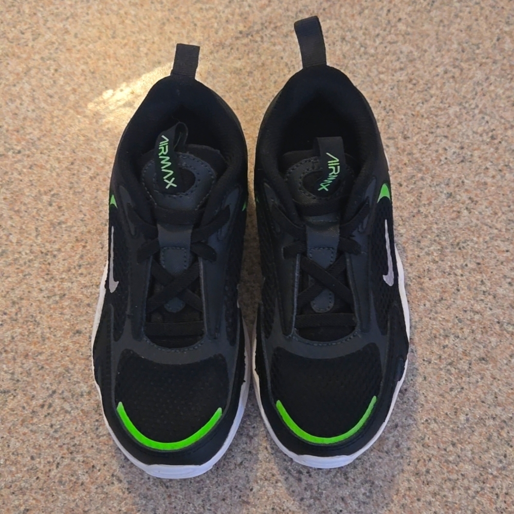 12C NIKE Airmax